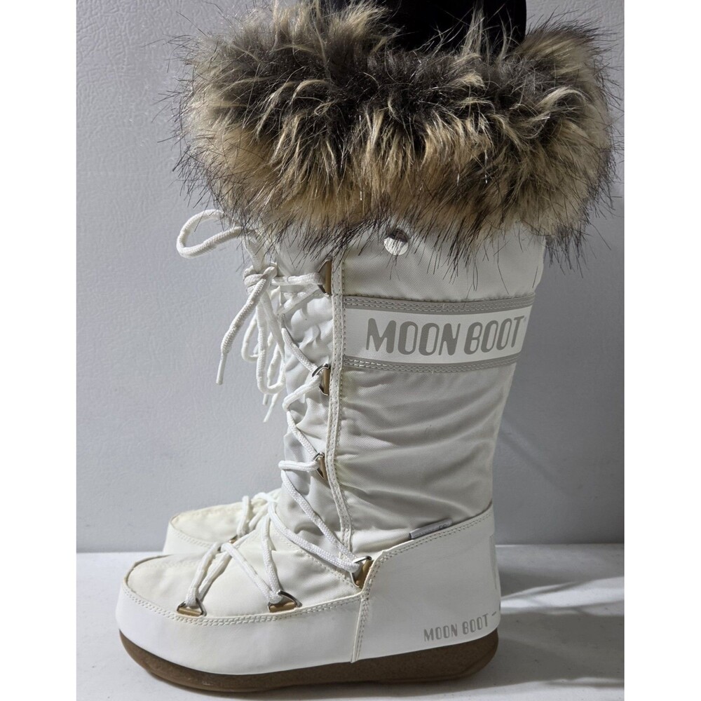 Womens Moon Boots Faux Fur Trim Lining White Size 36 US 4-5 Waterproof
